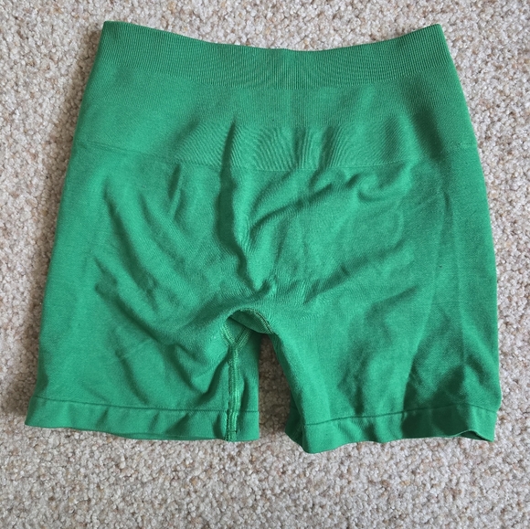 Alphalete Amplify 4.5 Shorts - Emerald Green size Small - Picture 4 of 6